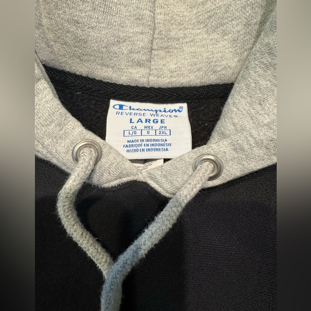 Champion Men's Reverse Weave Colorblock Black, Gray and White Hoodie. - Picture 7 of 12